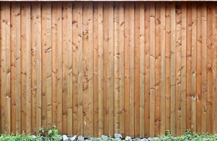 Nowoczesne ogrodzenia panelowe – czy warto w nie inwestować?