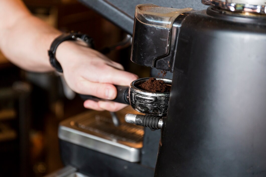 Poradnik obsługi i konserwacji ekspresów do kawy marki Saeco: praktyczne porady dla użytkowników