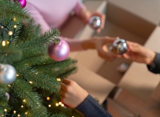 Jak wybrać idealne drzewko świąteczne – poradnik dla kupujących